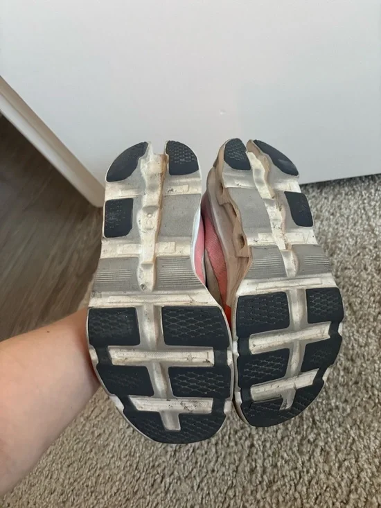 On Running Women's White and Orange Cloudrunner Sneakers - Picture 4 of 4